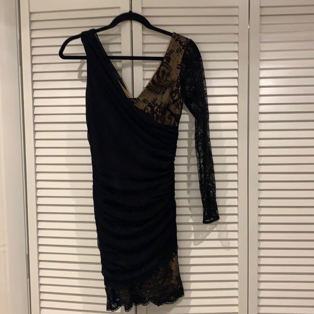 Lacey one sleeved dress with nude bodice